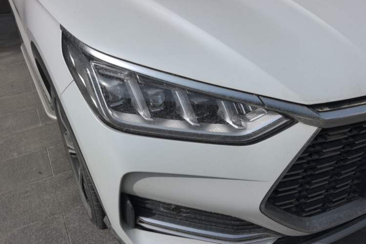 Used BYD Song PLUS 2020 1.5T Automatic Flagship Edition Right Front Headlight