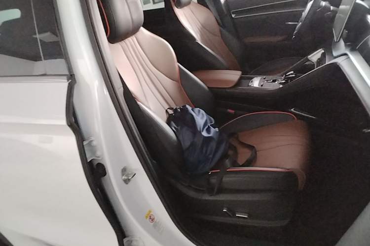 Used BYD Song PLUS 2020 1.5T Automatic Flagship Edition Right Front Seat