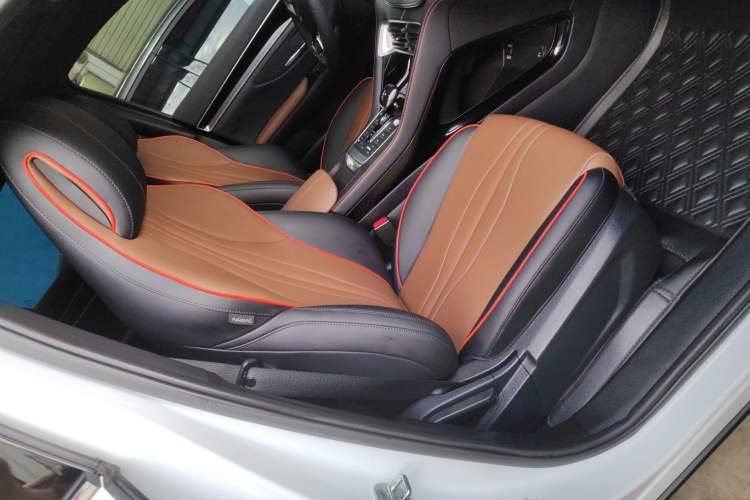 Used BYD Song PLUS 2020 1.5T Automatic Prestige Version Right Front Seat