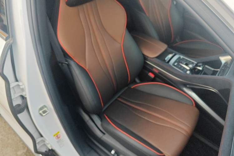 Used BYD Song PLUS 2020 1.5T Automatic Flagship PLUS Right Front Seat