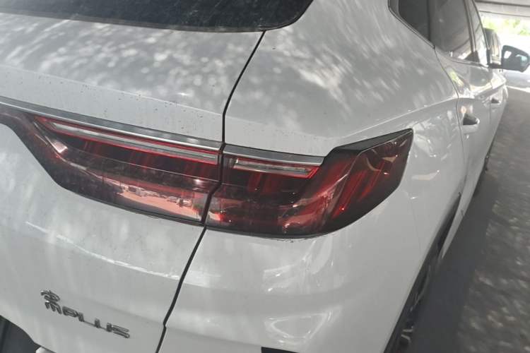 Used BYD Song PLUS 2020 1.5T Automatic Prestige Version Right Rear Taillight