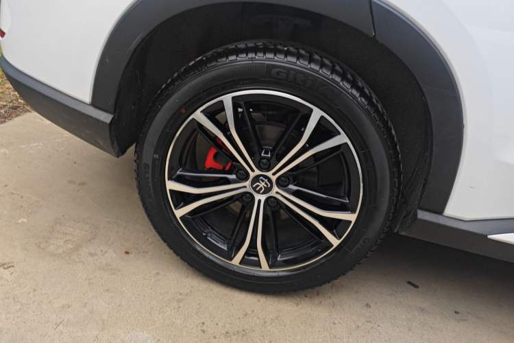 Used BYD Song PLUS 2020 1.5T Automatic Prestige Version Right Rear Wheel Hub