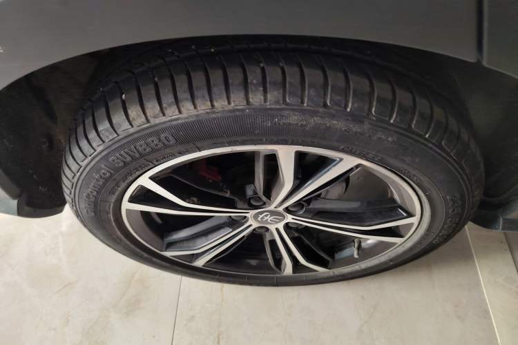 Used BYD Song PLUS 2020 1.5T Automatic Prestige Version Right Rear Wheel Hub