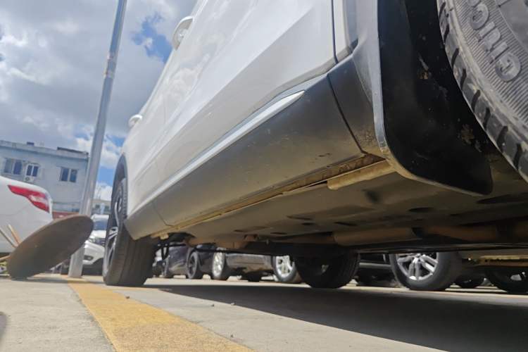 Used BYD Song PLUS 2020 1.5T Automatic Prestige Version Right Side Sill