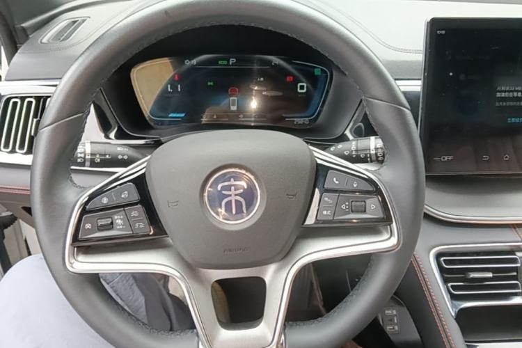 Used BYD Song PLUS 2020 1.5T Automatic Prestige Version Steering Wheel