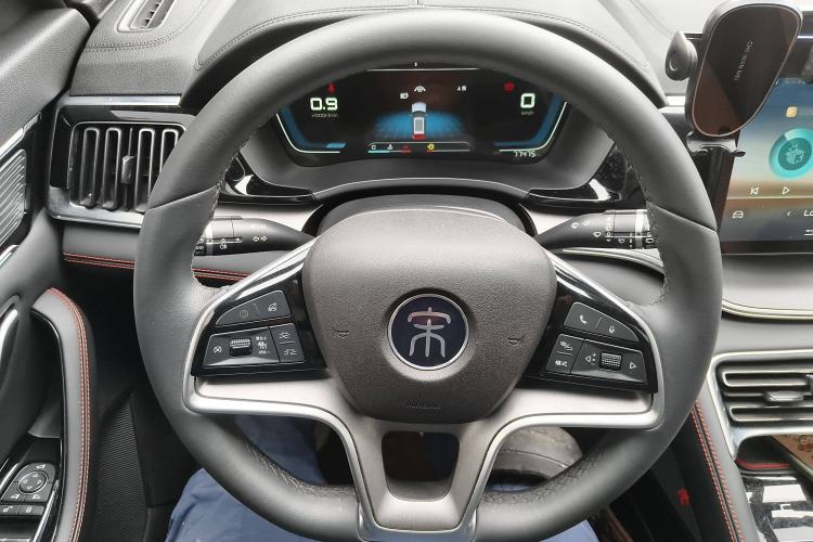 Used BYD Song PLUS 2020 1.5T Automatic Prestige Version Steering Wheel