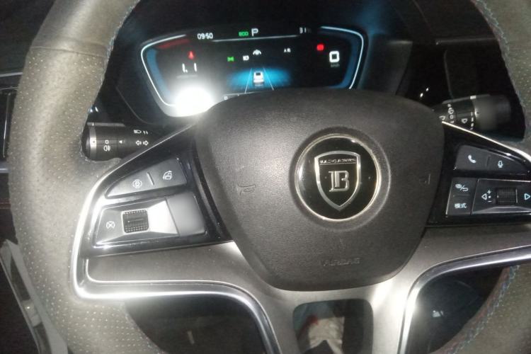 Used BYD Song PLUS 2020 1.5T Automatic Prestige Version Steering Wheel