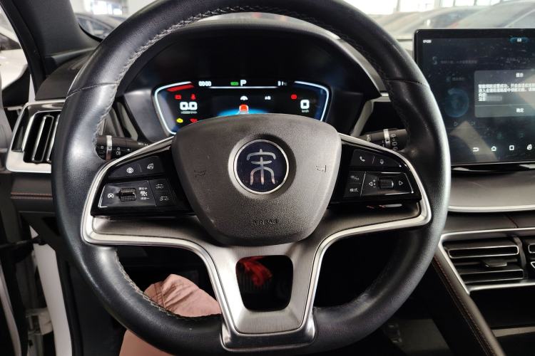 Used BYD Song PLUS 2020 1.5T Automatic Prestige Version Steering Wheel