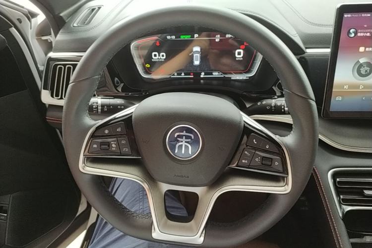 Used BYD Song PLUS 2020 1.5T Automatic Flagship Edition Steering Wheel