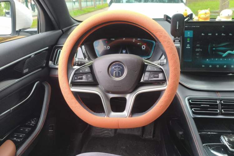 Used BYD Song PLUS 2020 1.5T Automatic Flagship Edition Steering Wheel