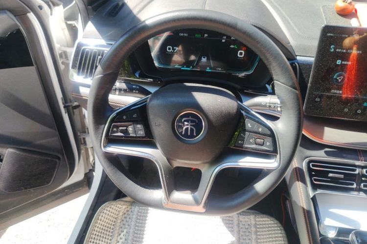 Used BYD Song PLUS 2020 1.5T Automatic Flagship Edition Steering Wheel
