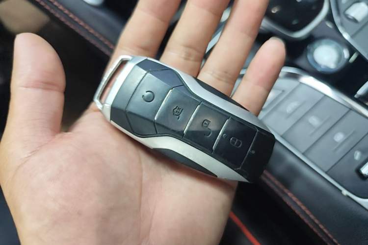Used BYD Song PLUS 2020 1.5T Automatic Prestige Version Vehicle Key