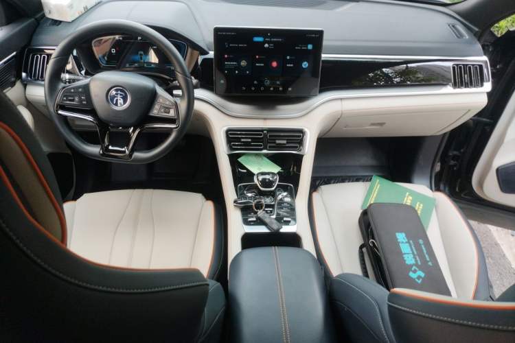 Used BYD Song PLUS New Energy 2021 DM-i 110KM Flagship Model Audio And AC Panel
