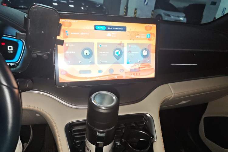 Used BYD Song PLUS New Energy 2021 DM-i 110KM Flagship Model Audio And AC Panel