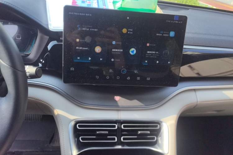 Used BYD Song PLUS New Energy 2021 EV Flagship Model Audio And AC Panel