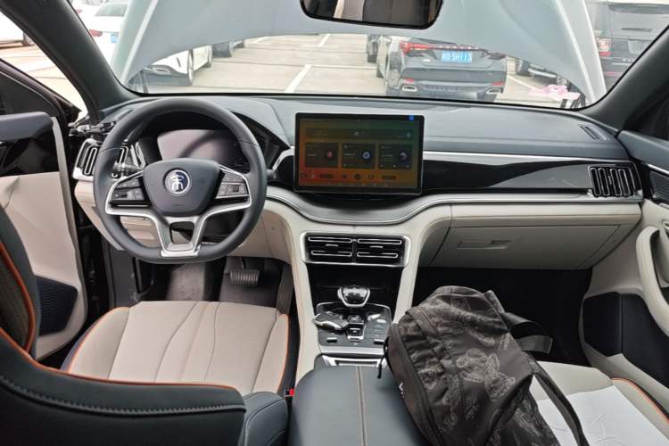 Used BYD Song PLUS New Energy 2021 DM-i 110KM Flagship PLUS Center Console