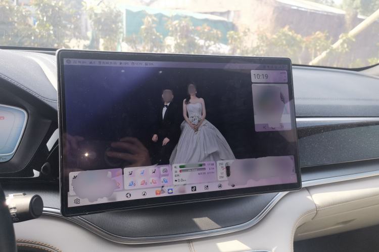 Used BYD Song PLUS New Energy 2021 DM-i 110KM Flagship Model Center Console
