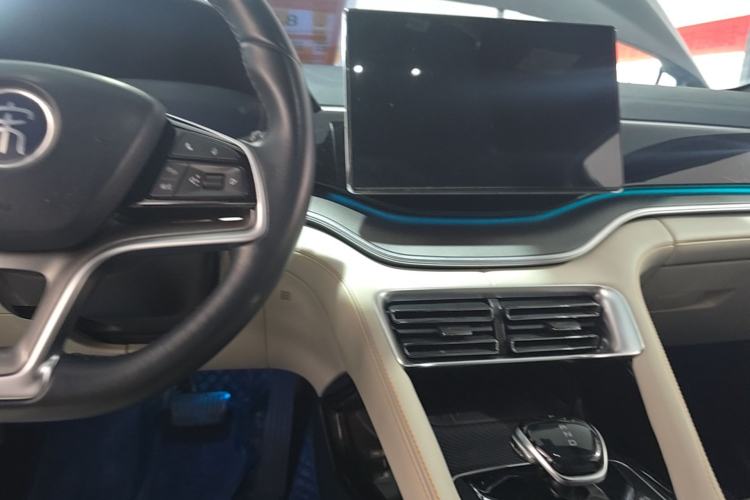 Used BYD Song PLUS New Energy 2021 DM-i 110KM Flagship PLUS Center Console