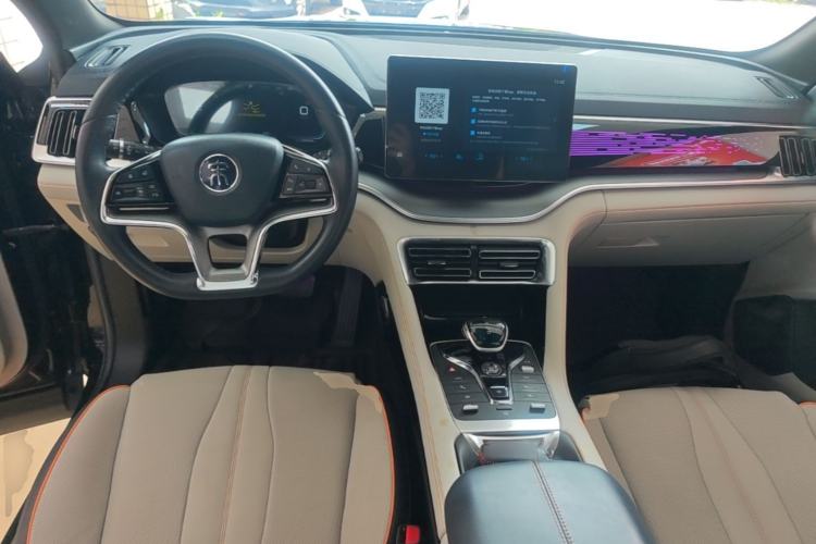 Used BYD Song PLUS New Energy 2021 EV Flagship Model Center Console