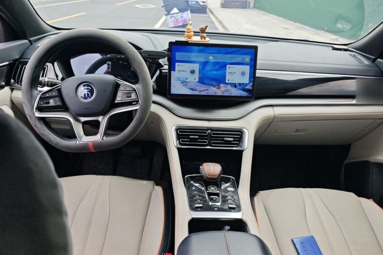 Used BYD Song PLUS New Energy 2021 DM-i 110KM Flagship PLUS Center Console