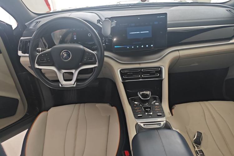 Used BYD Song PLUS New Energy 2021 EV Deluxe Model Center Console