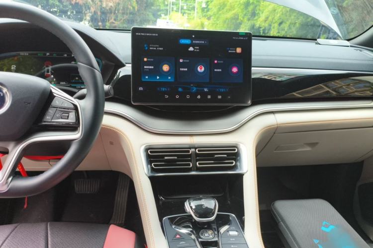 Used BYD Song PLUS New Energy 2021 DM-i 110KM Flagship PLUS Center Console