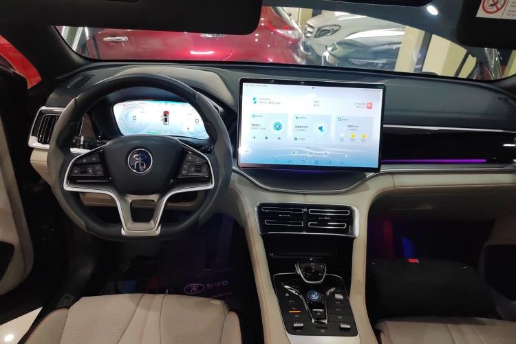 Used BYD Song PLUS New Energy 2021 DM-i 110KM Flagship PLUS 5G Edition Center Console