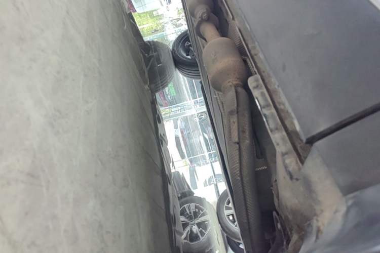 Used BYD Song PLUS New Energy 2021 DM-i 110KM Flagship PLUS Chassis Front Right