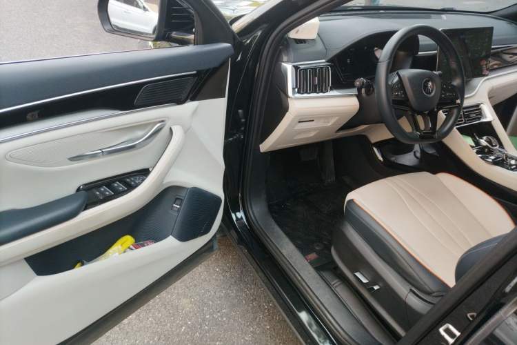 Used BYD Song PLUS New Energy 2021 DM-i 110KM Flagship Model Driver Seat