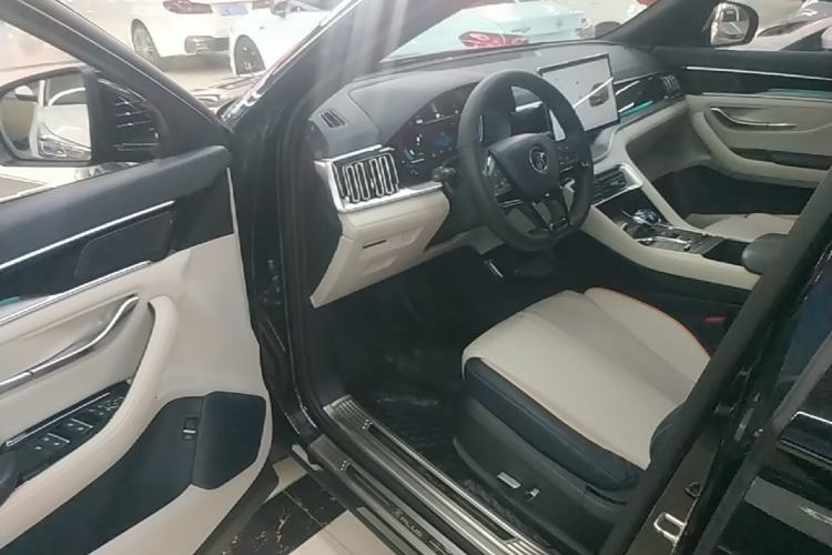 Used BYD Song PLUS New Energy 2021 DM-i 110KM Flagship Model Driver Seat