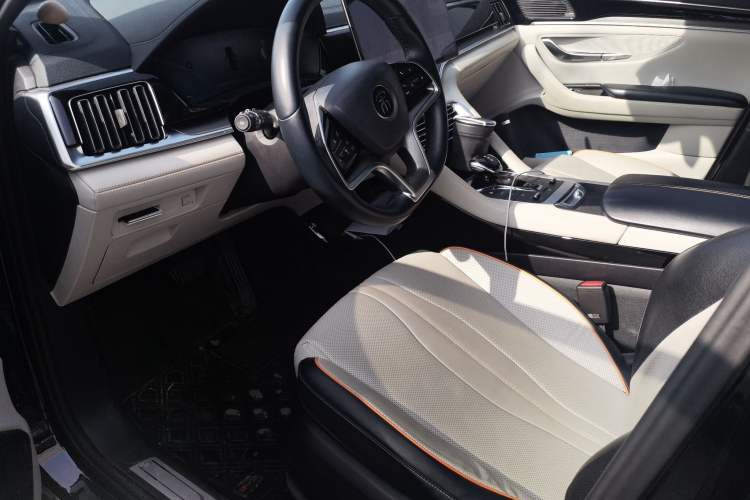 Used BYD Song PLUS New Energy 2021 DM-i 110KM Flagship Model Driver Seat