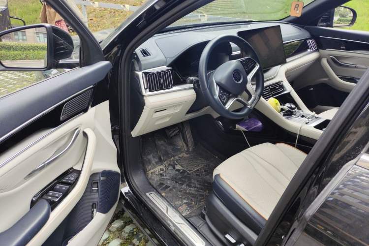 Used BYD Song PLUS New Energy 2021 DM-i 110KM Flagship PLUS 5G Edition Driver Seat
