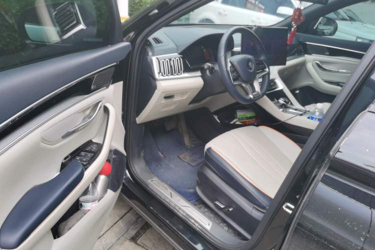 Used BYD Song PLUS New Energy 2021 DM-i 110KM Flagship PLUS 5G Edition Driver Seat