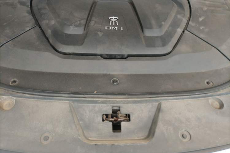 Used BYD Song PLUS New Energy 2021 DM-i 110KM Flagship Model Engine Bay
