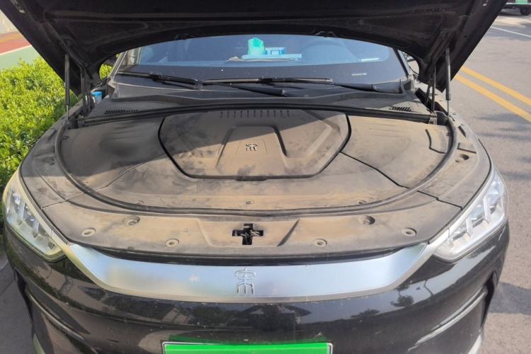 Used BYD Song PLUS New Energy 2021 EV Flagship Model Engine Bay