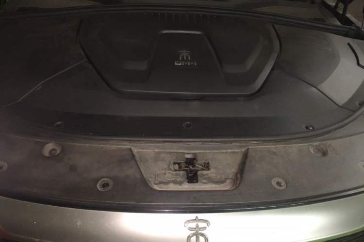 Used BYD Song PLUS New Energy 2021 DM-i 100KM Four-Wheel Drive Flagship PLUS Engine Bay