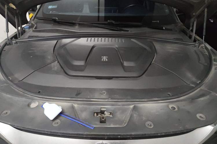Used BYD Song PLUS New Energy 2021 EV Deluxe Model Engine Bay