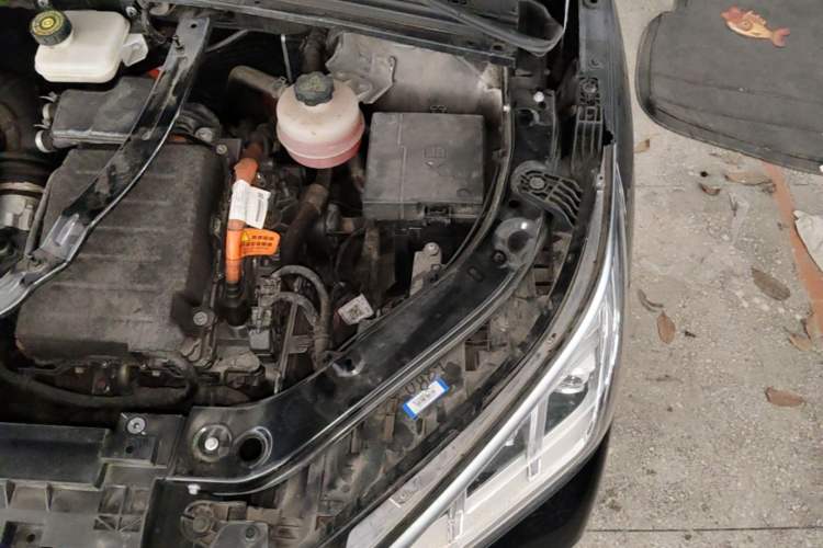 Used BYD Song PLUS New Energy 2021 DM-i 110KM Flagship PLUS Engine Bay Left