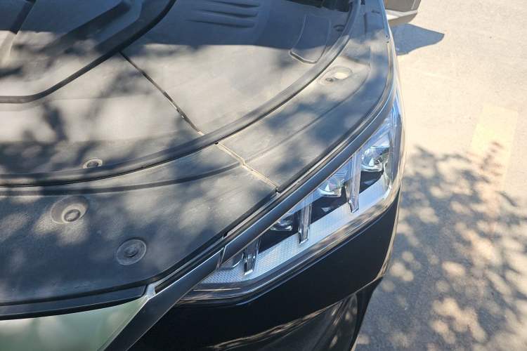 Used BYD Song PLUS New Energy 2021 DM-i 110KM Flagship PLUS Engine Bay Left