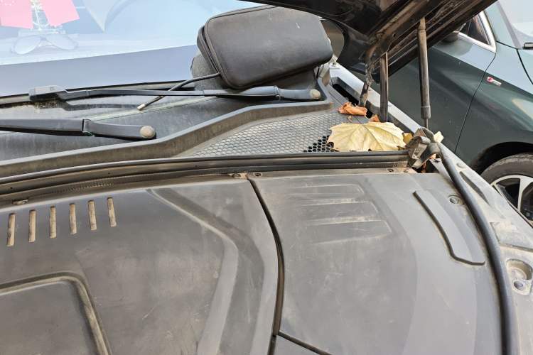 Used BYD Song PLUS New Energy 2021 DM-i 110KM Flagship Model Engine Bay Left