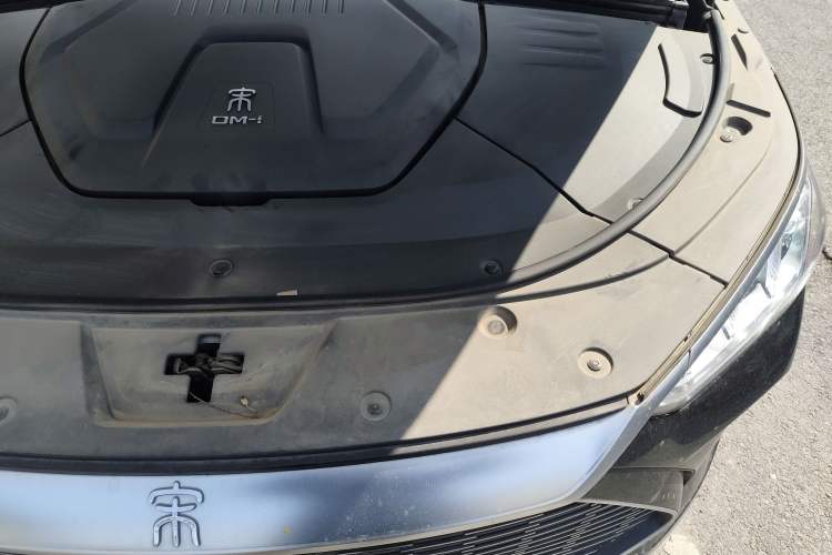 Used BYD Song PLUS New Energy 2021 DM-i 110KM Flagship PLUS Engine Bay Left