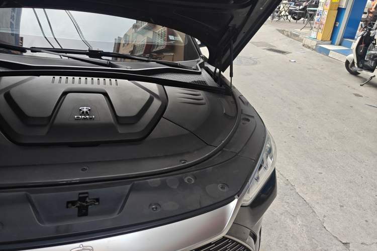 Used BYD Song PLUS New Energy 2021 DM-i 110KM Flagship PLUS Engine Bay Left