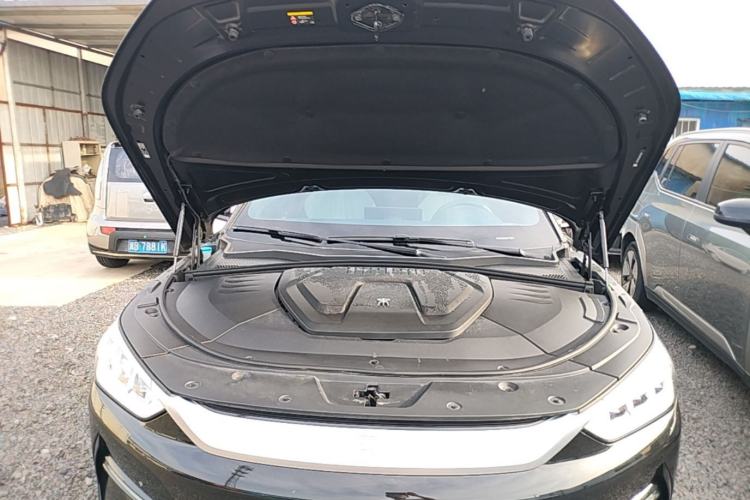 Used BYD Song PLUS New Energy 2021 EV Flagship Model Engine Bay