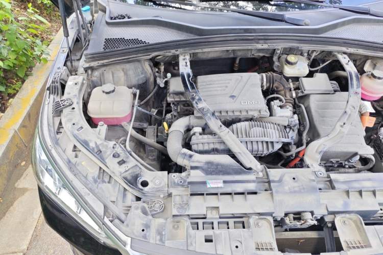 Used BYD Song PLUS New Energy 2021 DM-i 110KM Flagship Model Engine Bay Right