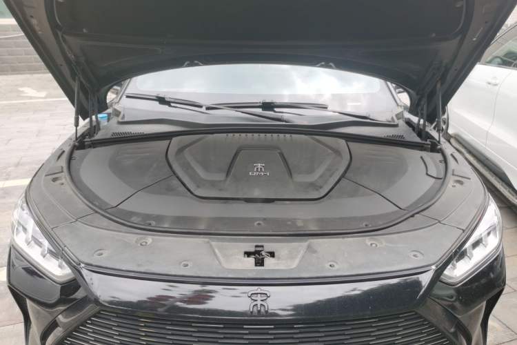 Used BYD Song PLUS New Energy 2021 DM-i 110KM Flagship PLUS 5G Edition Engine Bay