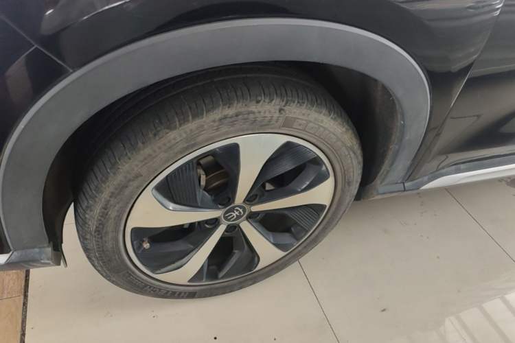 Used BYD Song PLUS New Energy 2021 DM-i 110KM Flagship PLUS Exterior 4