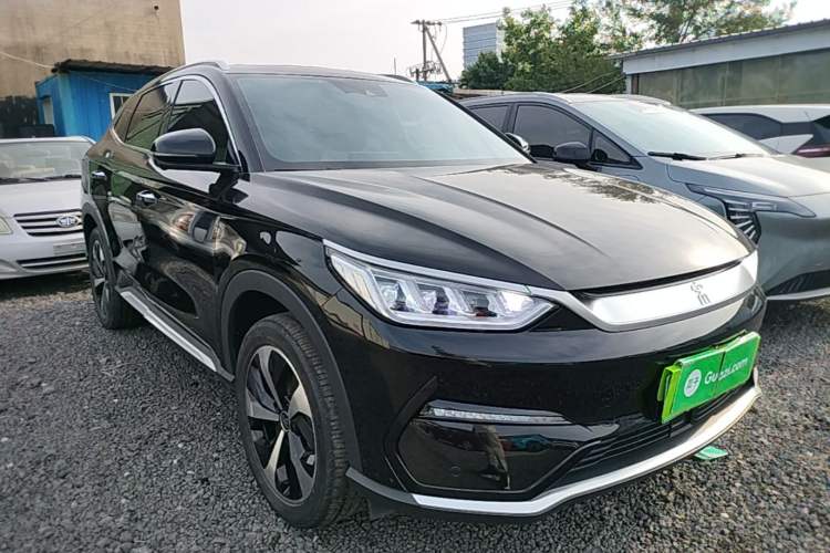 Used BYD Song PLUS New Energy 2021 EV Flagship Model Front Right 45 Deg