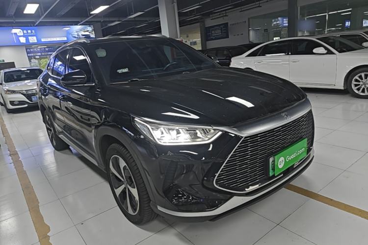 Used BYD Song PLUS New Energy 2021 DM-i 51KM Prestige Model Front Right 45 Deg