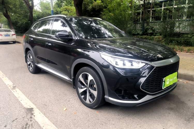 Used BYD Song PLUS New Energy 2021 DM-i 110KM Flagship Model Front Right 45 Deg