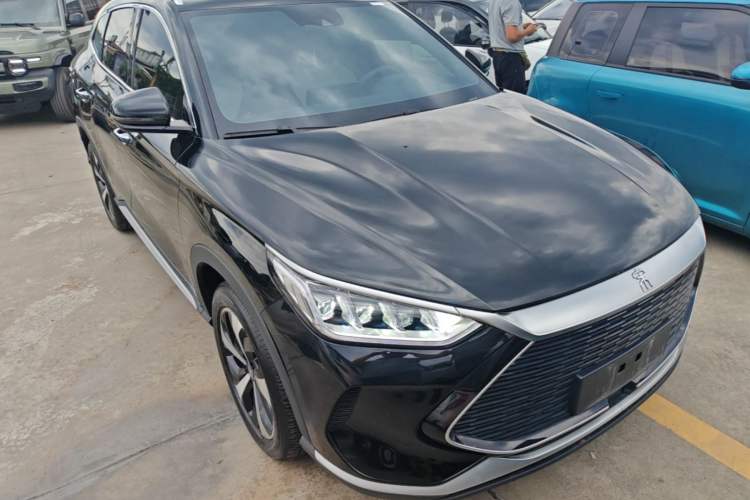 Used BYD Song PLUS New Energy 2021 DM-i 110KM Flagship PLUS Front Right 45 Deg